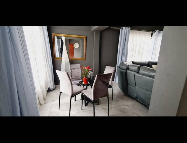 4 BEDROOM HOUSE FOR SALE IN LINMEYER